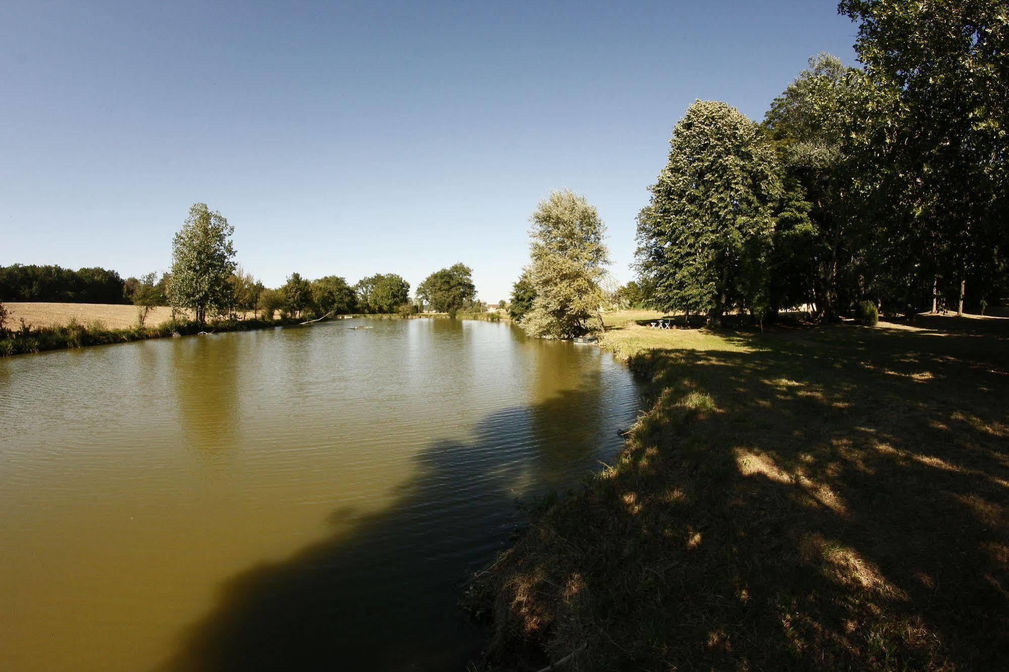 Manoir De La Blonnerie Bed & Breakfast Vellèches Dış mekan fotoğraf